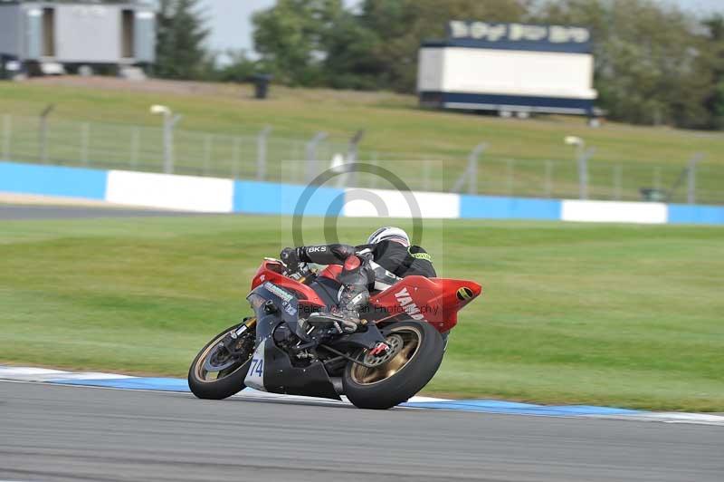 Motorcycle action photographs;donington;donington park leicestershire;donington photographs;event digital images;eventdigitalimages;no limits trackday;peter wileman photography;trackday;trackday digital images;trackday photos