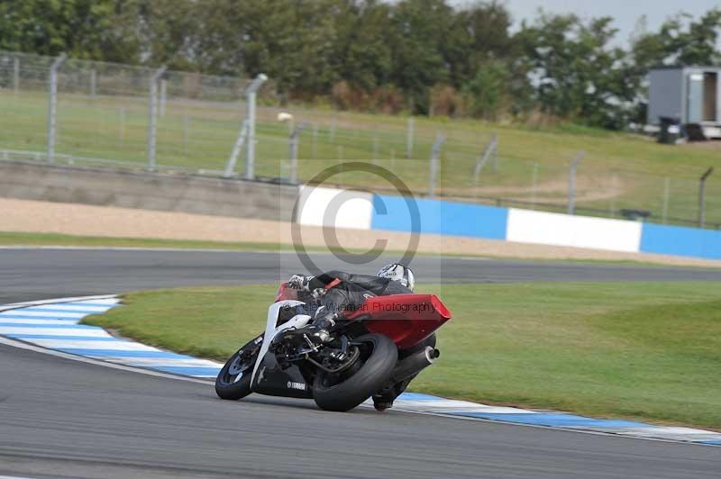 Motorcycle action photographs;donington;donington park leicestershire;donington photographs;event digital images;eventdigitalimages;no limits trackday;peter wileman photography;trackday;trackday digital images;trackday photos