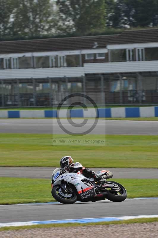 Motorcycle action photographs;donington;donington park leicestershire;donington photographs;event digital images;eventdigitalimages;no limits trackday;peter wileman photography;trackday;trackday digital images;trackday photos
