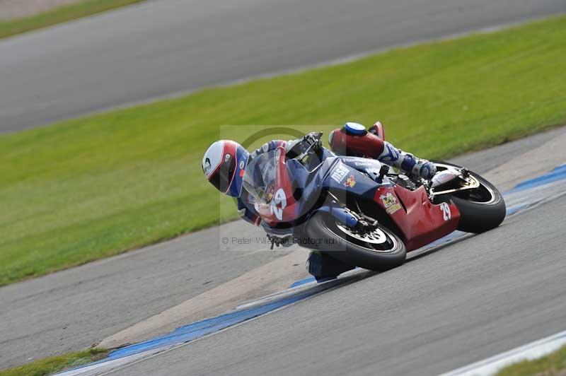 Motorcycle action photographs;donington;donington park leicestershire;donington photographs;event digital images;eventdigitalimages;no limits trackday;peter wileman photography;trackday;trackday digital images;trackday photos