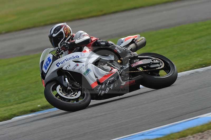 Motorcycle action photographs;donington;donington park leicestershire;donington photographs;event digital images;eventdigitalimages;no limits trackday;peter wileman photography;trackday;trackday digital images;trackday photos
