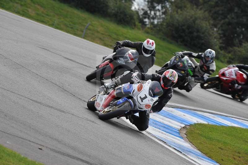 Motorcycle action photographs;donington;donington park leicestershire;donington photographs;event digital images;eventdigitalimages;no limits trackday;peter wileman photography;trackday;trackday digital images;trackday photos