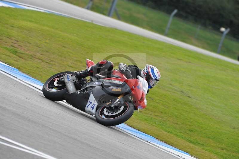 Motorcycle action photographs;donington;donington park leicestershire;donington photographs;event digital images;eventdigitalimages;no limits trackday;peter wileman photography;trackday;trackday digital images;trackday photos
