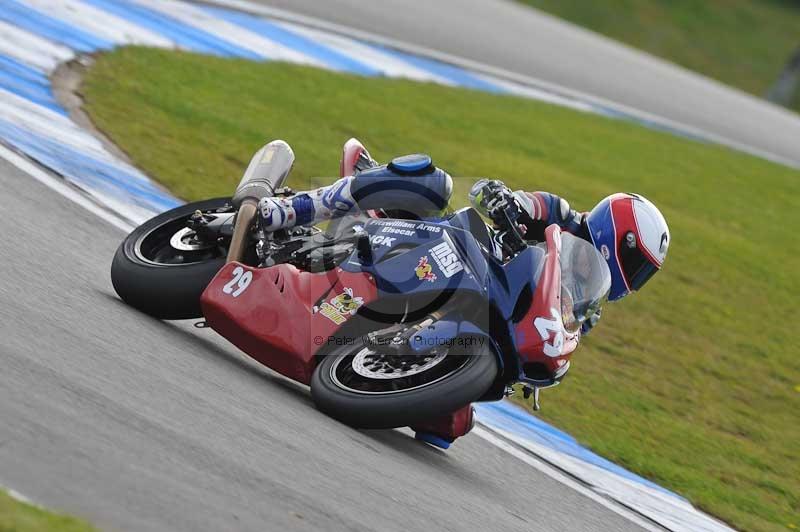 Motorcycle action photographs;donington;donington park leicestershire;donington photographs;event digital images;eventdigitalimages;no limits trackday;peter wileman photography;trackday;trackday digital images;trackday photos