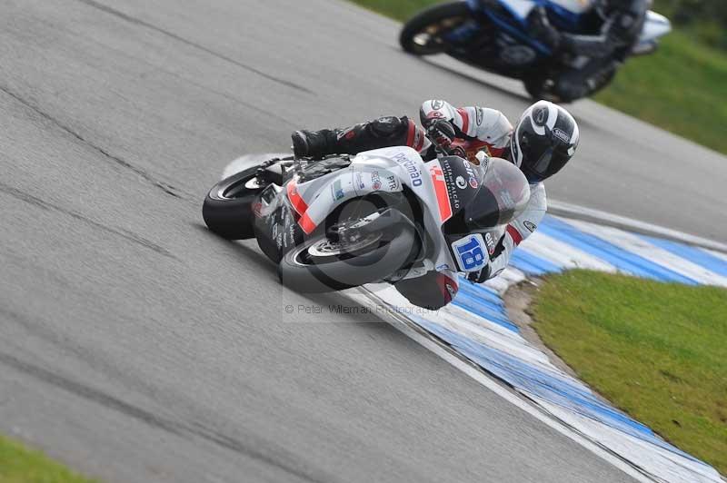 Motorcycle action photographs;donington;donington park leicestershire;donington photographs;event digital images;eventdigitalimages;no limits trackday;peter wileman photography;trackday;trackday digital images;trackday photos