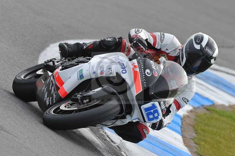 Motorcycle action photographs;donington;donington park leicestershire;donington photographs;event digital images;eventdigitalimages;no limits trackday;peter wileman photography;trackday;trackday digital images;trackday photos