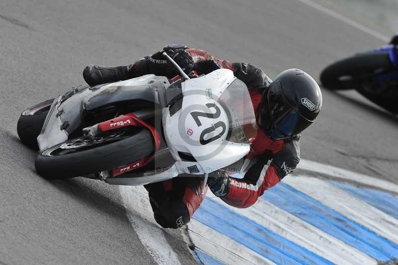 Motorcycle action photographs;donington;donington park leicestershire;donington photographs;event digital images;eventdigitalimages;no limits trackday;peter wileman photography;trackday;trackday digital images;trackday photos