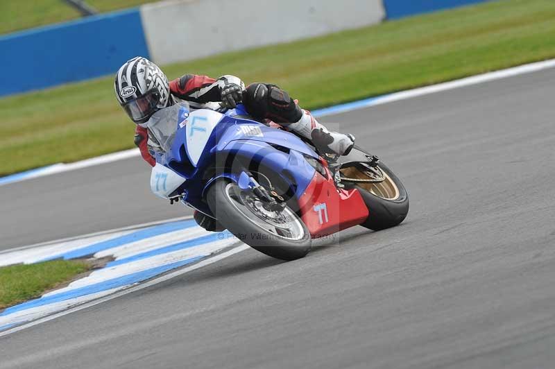 Motorcycle action photographs;donington;donington park leicestershire;donington photographs;event digital images;eventdigitalimages;no limits trackday;peter wileman photography;trackday;trackday digital images;trackday photos