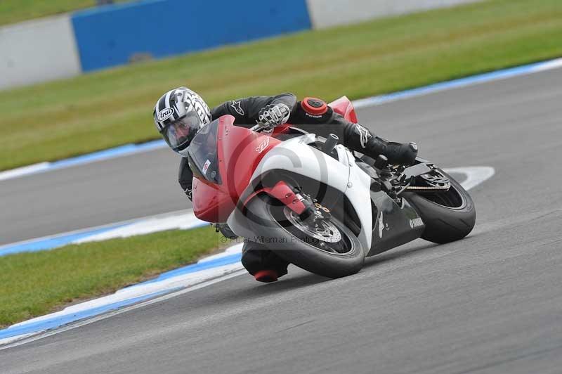 Motorcycle action photographs;donington;donington park leicestershire;donington photographs;event digital images;eventdigitalimages;no limits trackday;peter wileman photography;trackday;trackday digital images;trackday photos