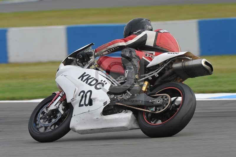 Motorcycle action photographs;donington;donington park leicestershire;donington photographs;event digital images;eventdigitalimages;no limits trackday;peter wileman photography;trackday;trackday digital images;trackday photos