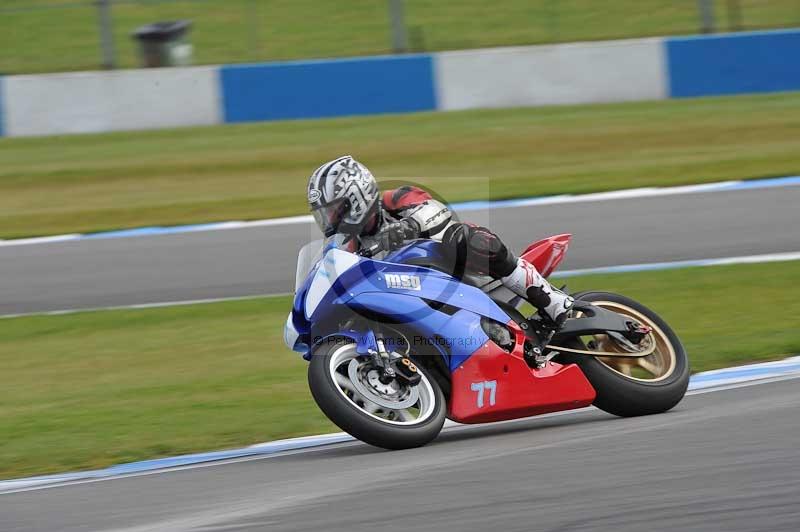 Motorcycle action photographs;donington;donington park leicestershire;donington photographs;event digital images;eventdigitalimages;no limits trackday;peter wileman photography;trackday;trackday digital images;trackday photos
