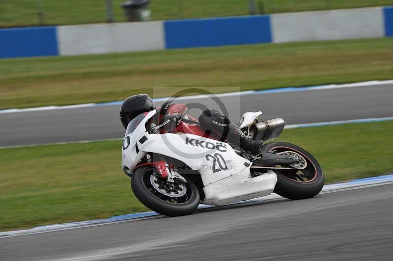Motorcycle action photographs;donington;donington park leicestershire;donington photographs;event digital images;eventdigitalimages;no limits trackday;peter wileman photography;trackday;trackday digital images;trackday photos