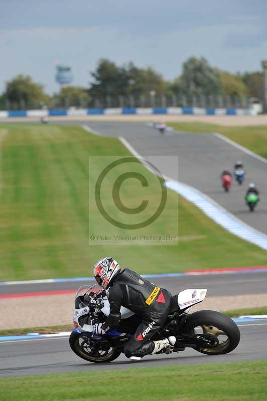 Motorcycle action photographs;donington;donington park leicestershire;donington photographs;event digital images;eventdigitalimages;no limits trackday;peter wileman photography;trackday;trackday digital images;trackday photos
