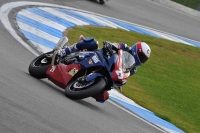 Motorcycle-action-photographs;donington;donington-park-leicestershire;donington-photographs;event-digital-images;eventdigitalimages;no-limits-trackday;peter-wileman-photography;trackday;trackday-digital-images;trackday-photos