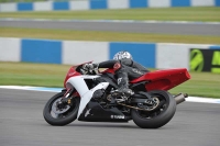 Motorcycle-action-photographs;donington;donington-park-leicestershire;donington-photographs;event-digital-images;eventdigitalimages;no-limits-trackday;peter-wileman-photography;trackday;trackday-digital-images;trackday-photos