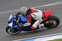 Motorcycle-action-photographs;donington;donington-park-leicestershire;donington-photographs;event-digital-images;eventdigitalimages;no-limits-trackday;peter-wileman-photography;trackday;trackday-digital-images;trackday-photos