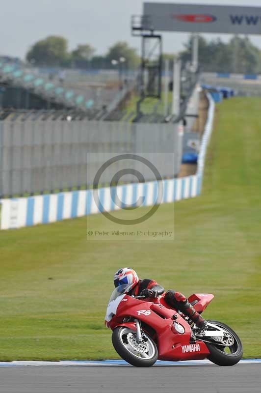 Motorcycle action photographs;donington;donington park leicestershire;donington photographs;event digital images;eventdigitalimages;no limits trackday;peter wileman photography;trackday;trackday digital images;trackday photos