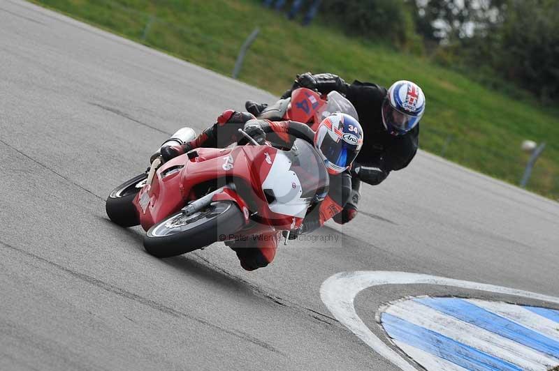 Motorcycle action photographs;donington;donington park leicestershire;donington photographs;event digital images;eventdigitalimages;no limits trackday;peter wileman photography;trackday;trackday digital images;trackday photos