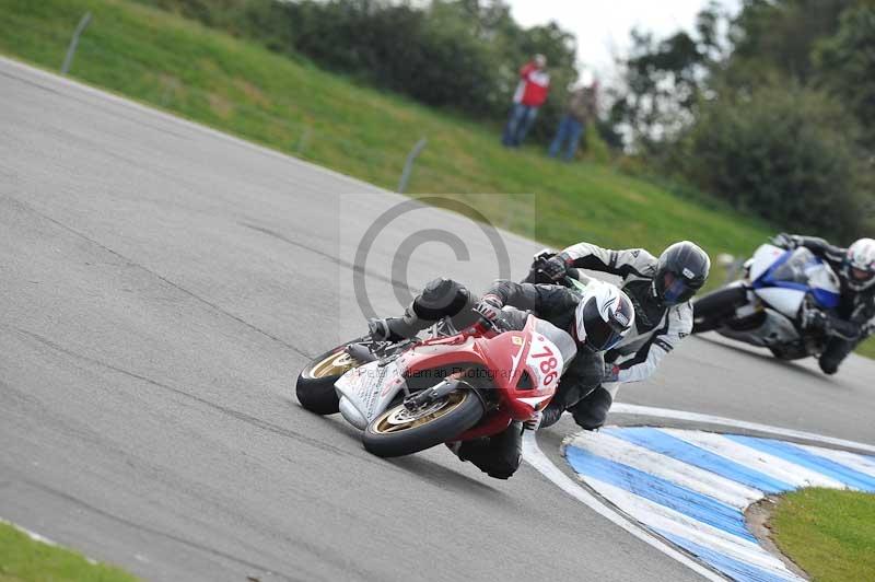 Motorcycle action photographs;donington;donington park leicestershire;donington photographs;event digital images;eventdigitalimages;no limits trackday;peter wileman photography;trackday;trackday digital images;trackday photos