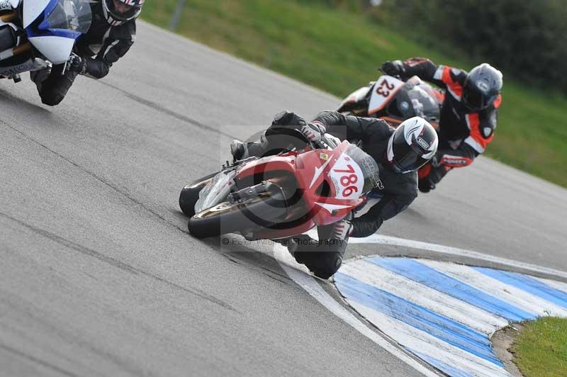 Motorcycle action photographs;donington;donington park leicestershire;donington photographs;event digital images;eventdigitalimages;no limits trackday;peter wileman photography;trackday;trackday digital images;trackday photos