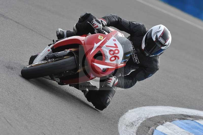 Motorcycle action photographs;donington;donington park leicestershire;donington photographs;event digital images;eventdigitalimages;no limits trackday;peter wileman photography;trackday;trackday digital images;trackday photos