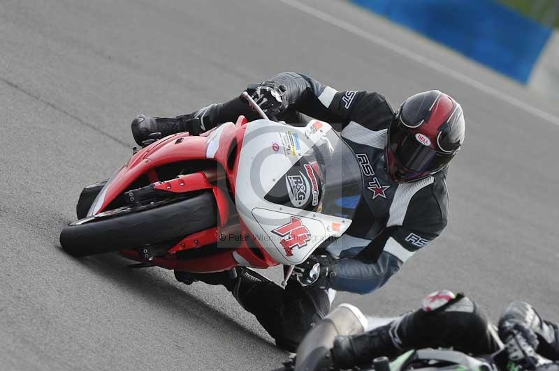 Motorcycle action photographs;donington;donington park leicestershire;donington photographs;event digital images;eventdigitalimages;no limits trackday;peter wileman photography;trackday;trackday digital images;trackday photos