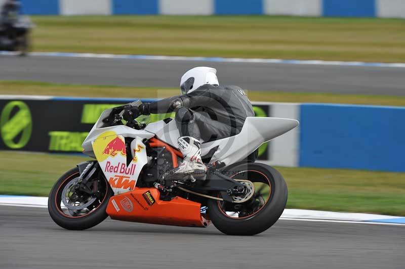 Motorcycle action photographs;donington;donington park leicestershire;donington photographs;event digital images;eventdigitalimages;no limits trackday;peter wileman photography;trackday;trackday digital images;trackday photos