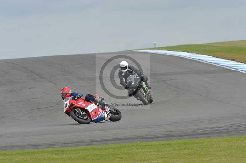 Motorcycle action photographs;donington;donington park leicestershire;donington photographs;event digital images;eventdigitalimages;no limits trackday;peter wileman photography;trackday;trackday digital images;trackday photos