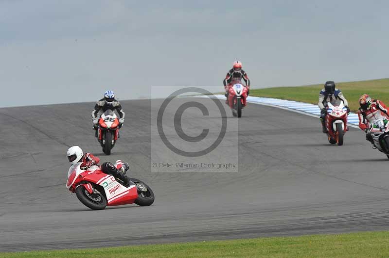 Motorcycle action photographs;donington;donington park leicestershire;donington photographs;event digital images;eventdigitalimages;no limits trackday;peter wileman photography;trackday;trackday digital images;trackday photos