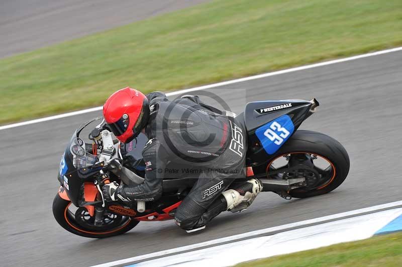 Motorcycle action photographs;donington;donington park leicestershire;donington photographs;event digital images;eventdigitalimages;no limits trackday;peter wileman photography;trackday;trackday digital images;trackday photos