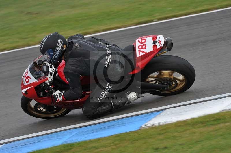 Motorcycle action photographs;donington;donington park leicestershire;donington photographs;event digital images;eventdigitalimages;no limits trackday;peter wileman photography;trackday;trackday digital images;trackday photos
