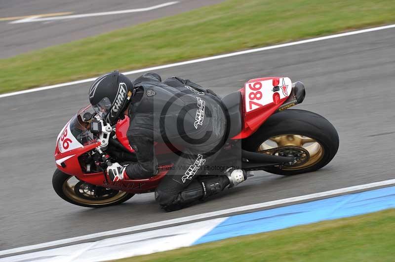Motorcycle action photographs;donington;donington park leicestershire;donington photographs;event digital images;eventdigitalimages;no limits trackday;peter wileman photography;trackday;trackday digital images;trackday photos