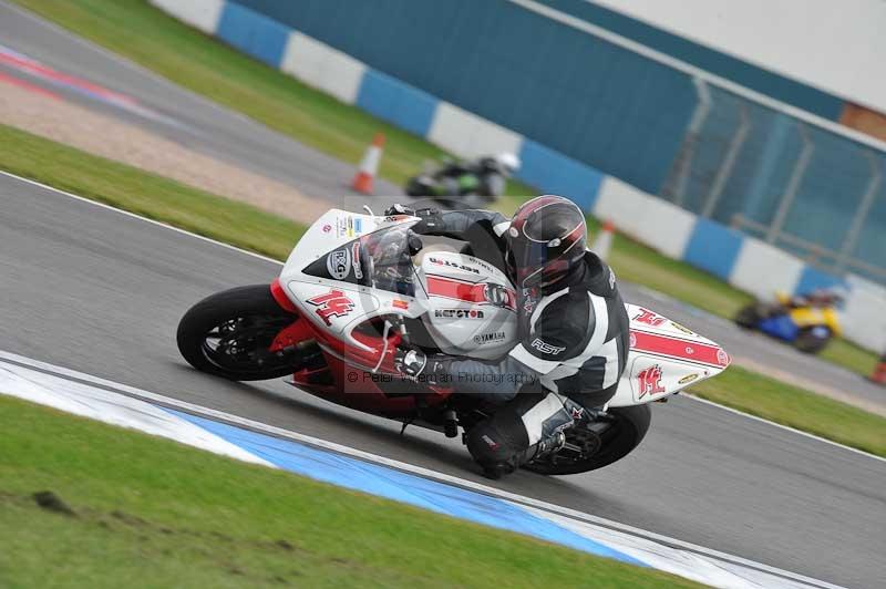 Motorcycle action photographs;donington;donington park leicestershire;donington photographs;event digital images;eventdigitalimages;no limits trackday;peter wileman photography;trackday;trackday digital images;trackday photos