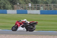 Motorcycle-action-photographs;donington;donington-park-leicestershire;donington-photographs;event-digital-images;eventdigitalimages;no-limits-trackday;peter-wileman-photography;trackday;trackday-digital-images;trackday-photos