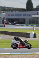 Motorcycle-action-photographs;donington;donington-park-leicestershire;donington-photographs;event-digital-images;eventdigitalimages;no-limits-trackday;peter-wileman-photography;trackday;trackday-digital-images;trackday-photos