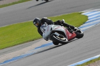 Motorcycle-action-photographs;donington;donington-park-leicestershire;donington-photographs;event-digital-images;eventdigitalimages;no-limits-trackday;peter-wileman-photography;trackday;trackday-digital-images;trackday-photos