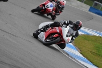 Motorcycle-action-photographs;donington;donington-park-leicestershire;donington-photographs;event-digital-images;eventdigitalimages;no-limits-trackday;peter-wileman-photography;trackday;trackday-digital-images;trackday-photos