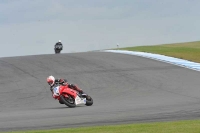 Motorcycle-action-photographs;donington;donington-park-leicestershire;donington-photographs;event-digital-images;eventdigitalimages;no-limits-trackday;peter-wileman-photography;trackday;trackday-digital-images;trackday-photos