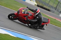 Motorcycle-action-photographs;donington;donington-park-leicestershire;donington-photographs;event-digital-images;eventdigitalimages;no-limits-trackday;peter-wileman-photography;trackday;trackday-digital-images;trackday-photos