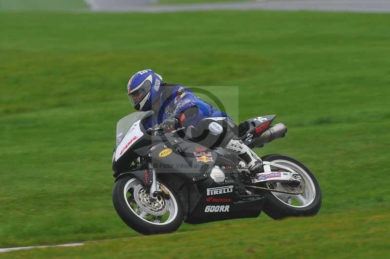 Motorcycle action photographs;Trackday digital images;cadwell;cadwell park photographs;event digital images;eventdigitalimages;motor racing louth lincolnshire;no limits trackdays;peter wileman photography;trackday;trackday photos