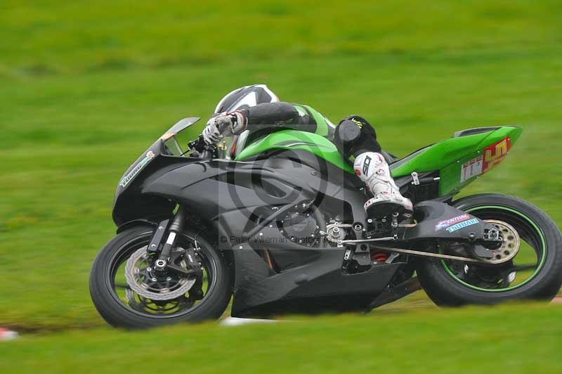 Motorcycle action photographs;Trackday digital images;cadwell;cadwell park photographs;event digital images;eventdigitalimages;motor racing louth lincolnshire;no limits trackdays;peter wileman photography;trackday;trackday photos