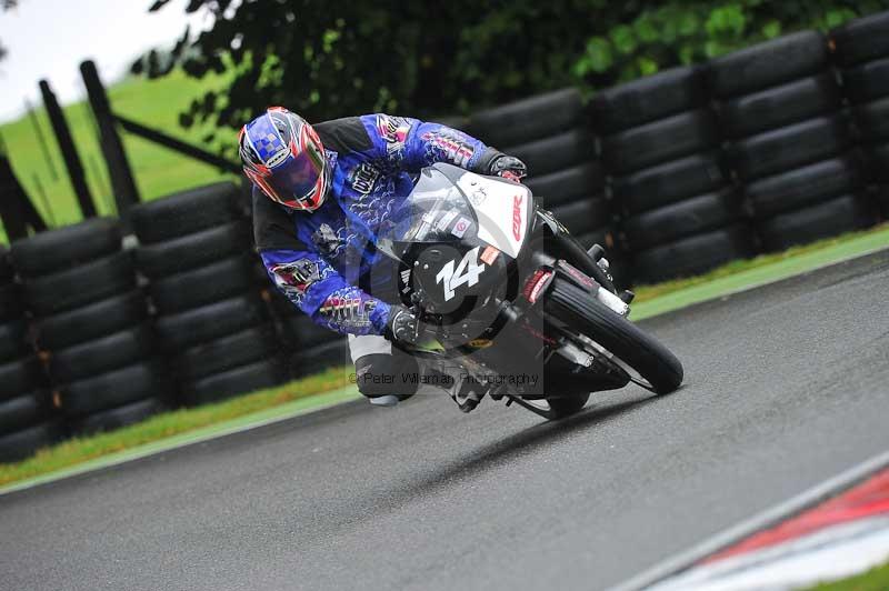 Motorcycle action photographs;Trackday digital images;cadwell;cadwell park photographs;event digital images;eventdigitalimages;motor racing louth lincolnshire;no limits trackdays;peter wileman photography;trackday;trackday photos