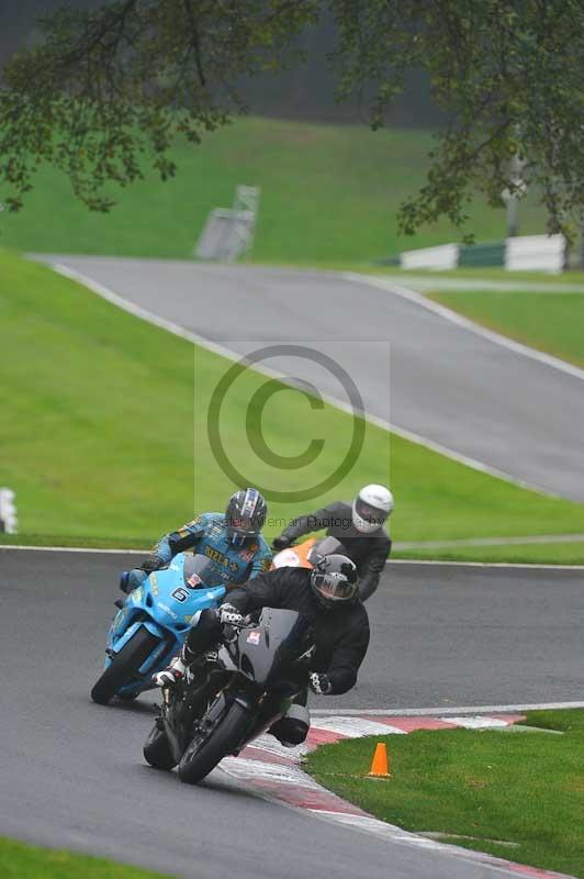 Motorcycle action photographs;Trackday digital images;cadwell;cadwell park photographs;event digital images;eventdigitalimages;motor racing louth lincolnshire;no limits trackdays;peter wileman photography;trackday;trackday photos