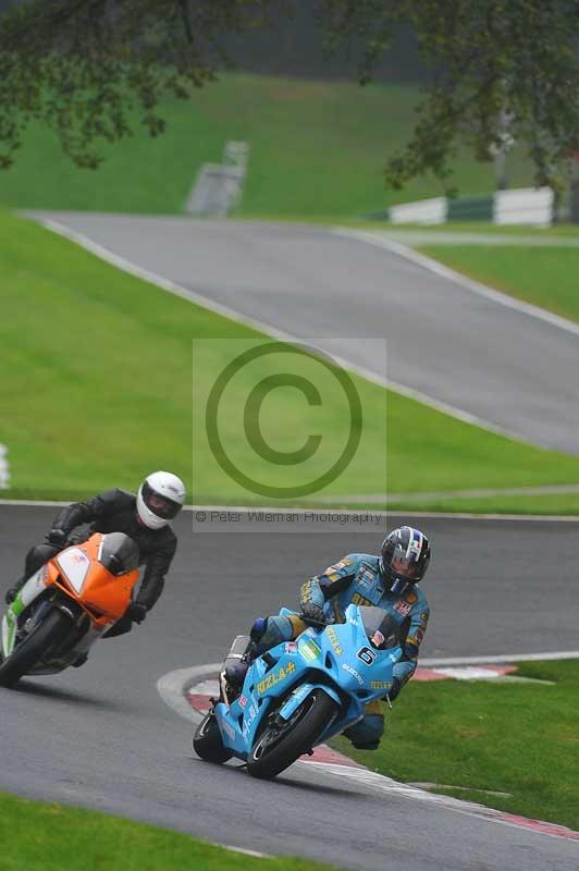 Motorcycle action photographs;Trackday digital images;cadwell;cadwell park photographs;event digital images;eventdigitalimages;motor racing louth lincolnshire;no limits trackdays;peter wileman photography;trackday;trackday photos