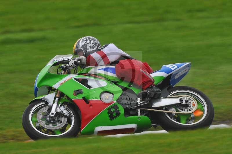 Motorcycle action photographs;Trackday digital images;cadwell;cadwell park photographs;event digital images;eventdigitalimages;motor racing louth lincolnshire;no limits trackdays;peter wileman photography;trackday;trackday photos
