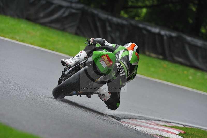 Motorcycle action photographs;Trackday digital images;cadwell;cadwell park photographs;event digital images;eventdigitalimages;motor racing louth lincolnshire;no limits trackdays;peter wileman photography;trackday;trackday photos