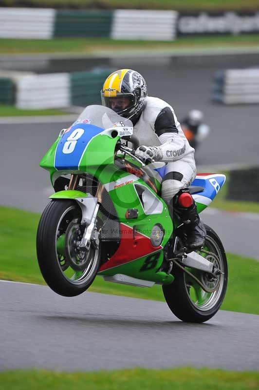 Motorcycle action photographs;Trackday digital images;cadwell;cadwell park photographs;event digital images;eventdigitalimages;motor racing louth lincolnshire;no limits trackdays;peter wileman photography;trackday;trackday photos
