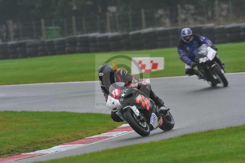 Motorcycle action photographs;Trackday digital images;cadwell;cadwell park photographs;event digital images;eventdigitalimages;motor racing louth lincolnshire;no limits trackdays;peter wileman photography;trackday;trackday photos