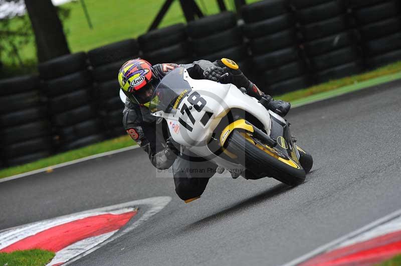 Motorcycle action photographs;Trackday digital images;cadwell;cadwell park photographs;event digital images;eventdigitalimages;motor racing louth lincolnshire;no limits trackdays;peter wileman photography;trackday;trackday photos