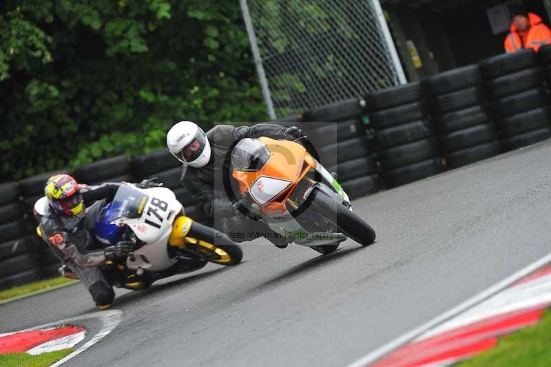 Motorcycle action photographs;Trackday digital images;cadwell;cadwell park photographs;event digital images;eventdigitalimages;motor racing louth lincolnshire;no limits trackdays;peter wileman photography;trackday;trackday photos